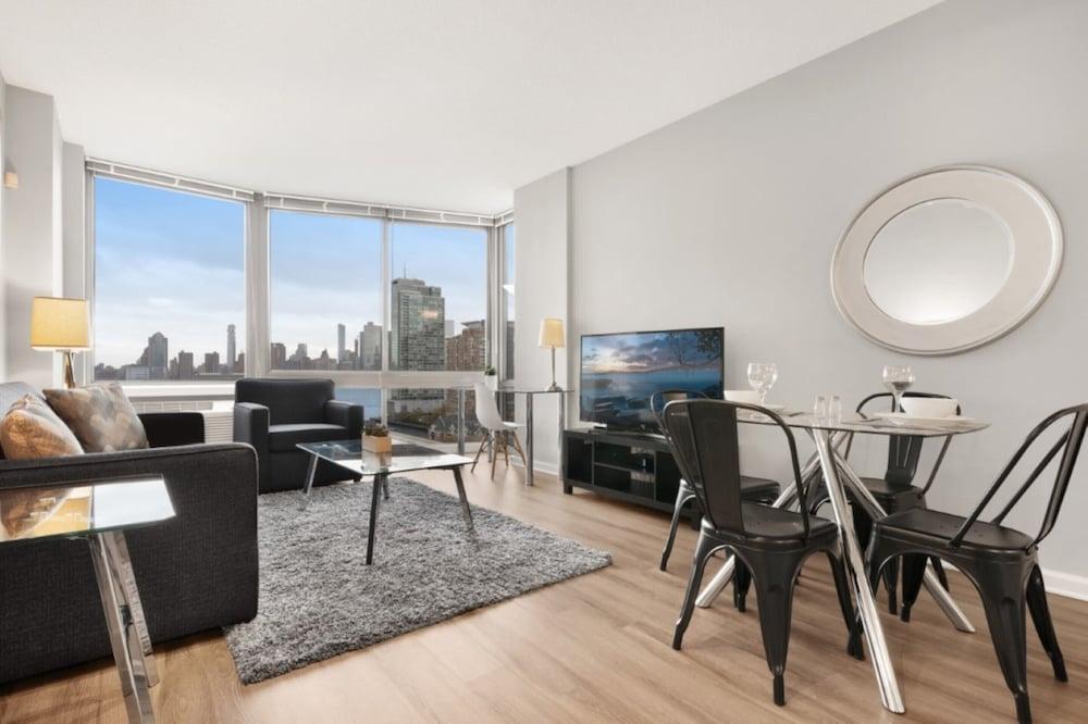 Global Luxury Suites At Metropolitan Jersey City Exterior photo